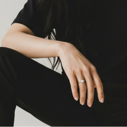 anillo-de-compromiso-oro-18k-montura-clasica