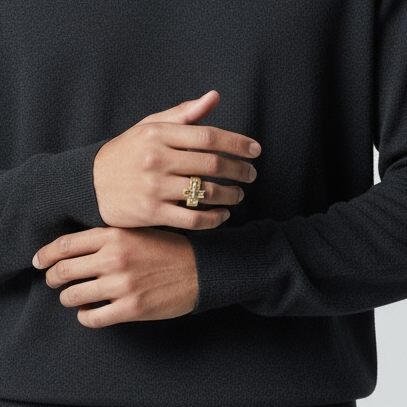 anillo-de-hombre-en-oro-blanco-oro-18k-con-cruz-y-cristo