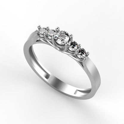 Anillo en oro amarillo 18K con 5 diamantes naturales en degradé engastados en garras compartidas tipo U — diamante central de 0,16ct – Joyería Lucigo Colombia