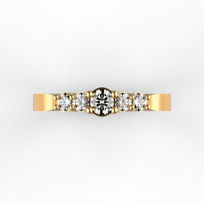 Anillo en oro amarillo 18K con 5 diamantes naturales en degradé engastados en garras compartidas tipo U — diamante central de 0,16ct – Joyería Lucigo Colombia