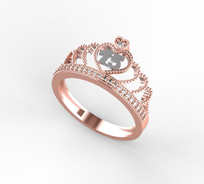 Anillo de Corona para Quinceañera en Oro 18K con Corazón y 15